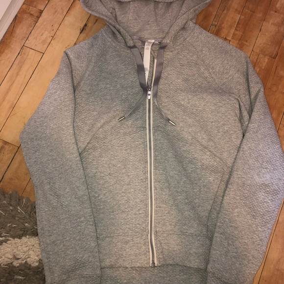 Lululemon catch a moment hoodie - Picture 6 of 6